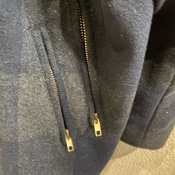 Forever 21 navy green goat with gold hardware - Picture 5 of 5